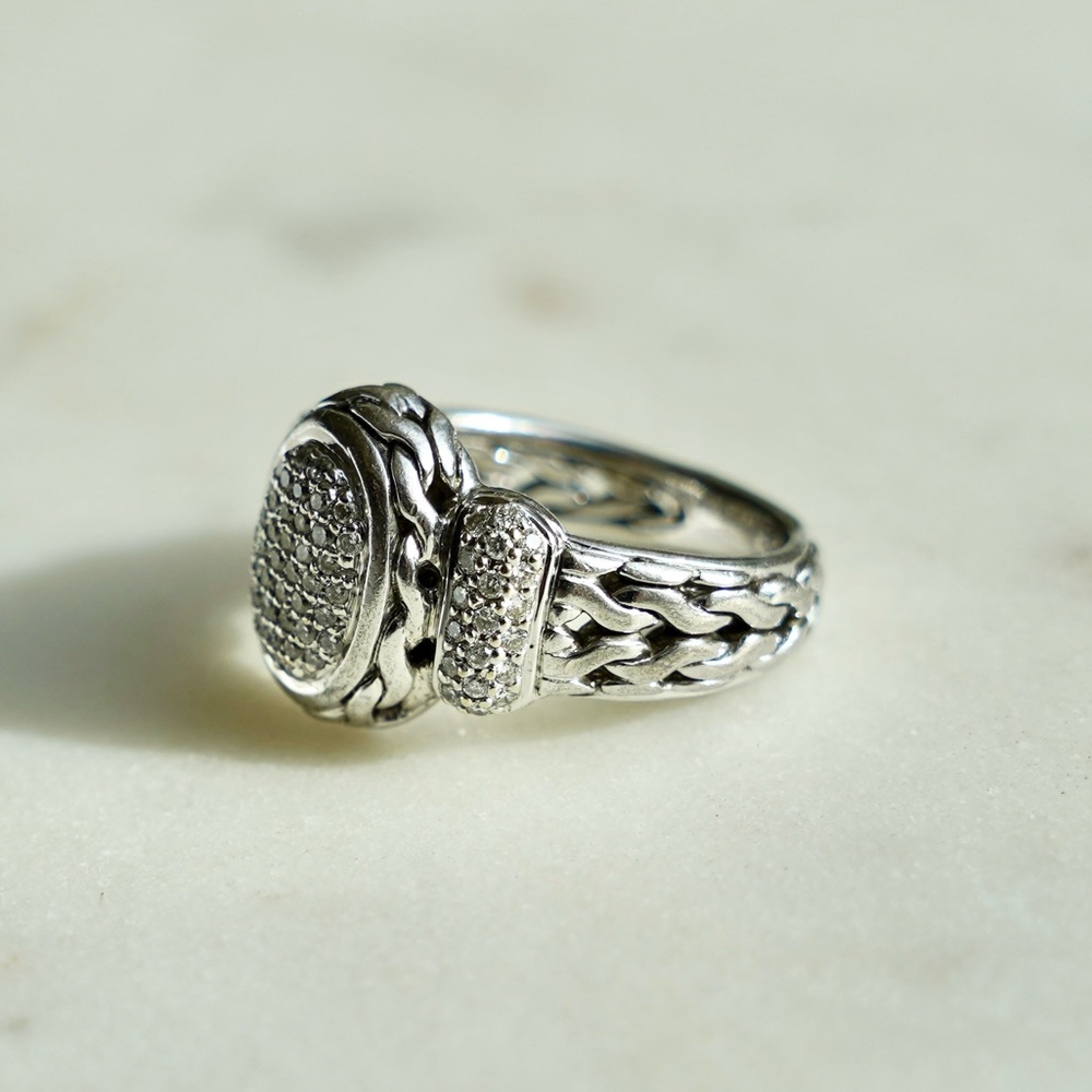 John Hardy Oval Diamond Classic Chain Statement Ring - Picture 3 of 9